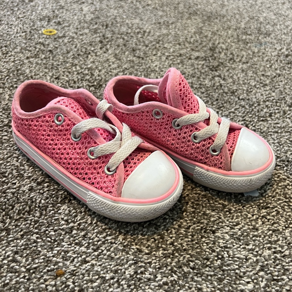 Converse Kids Pink Lace Sneakers 6C